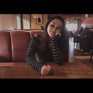 Meet your Posher, Stella